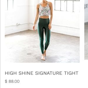 DYI high shine signature tight